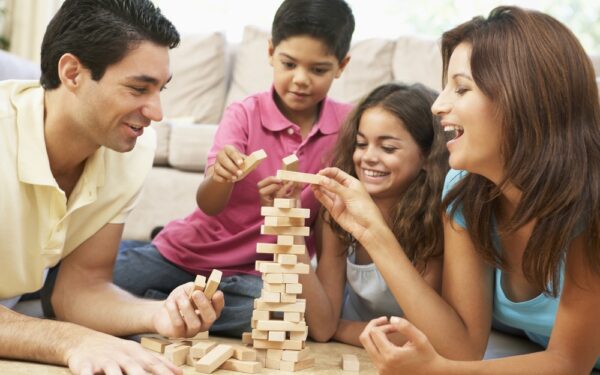 Los juegos más divertidos para jugar en familia: ¡un tiempo de calidad garantizado!